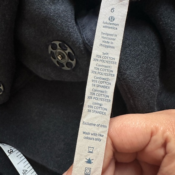 Lululemon zip up - Picture 3 of 3